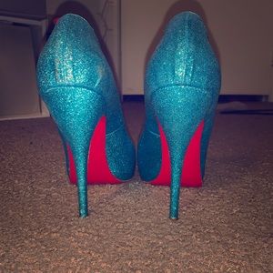 Christian Louboutin Mermaid Sparkle pump